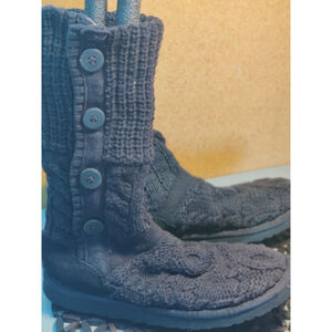 Ugg Knit Boots Size 7 Black Calf High